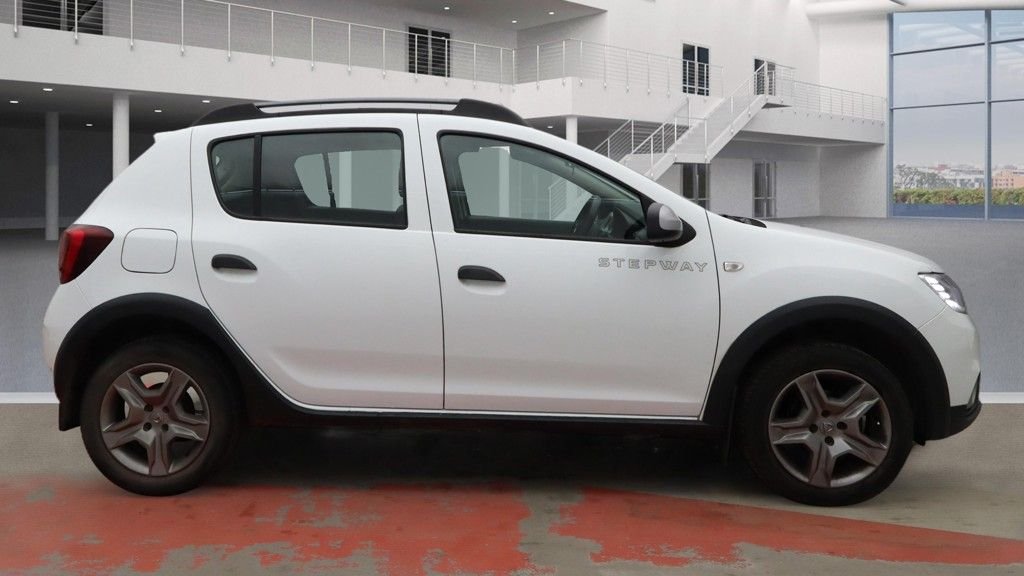 Used Dacia Sandero Stepway 2020 for sale - 77609245: Photo 5
