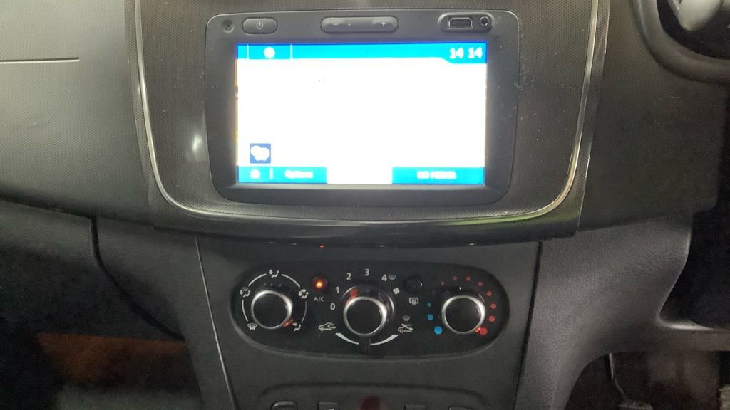 Used Dacia Sandero Stepway 2020 for sale - 77609245: Photo 9