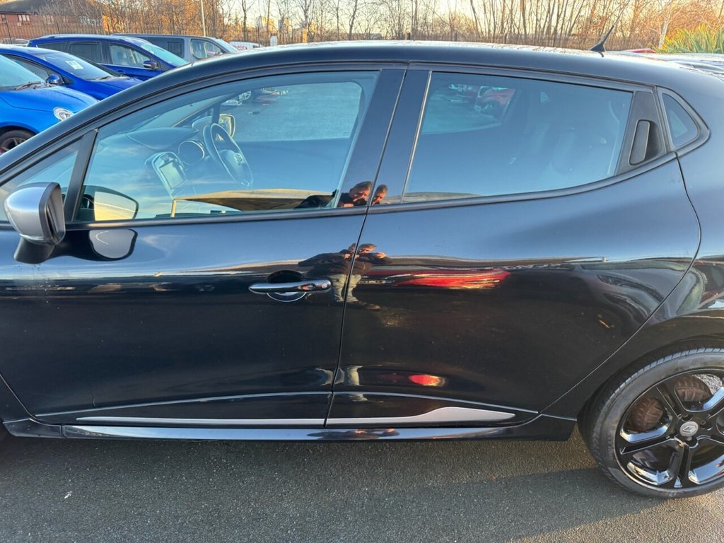 Used Renault Clio 2018 for sale - 76768402: Photo 33