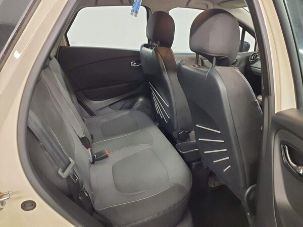 Used Renault Captur 2015 for sale - 76203250: Photo 11