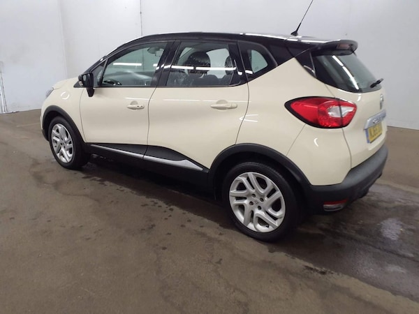 Used Renault Captur 2015 for sale - 76203250: Photo 5