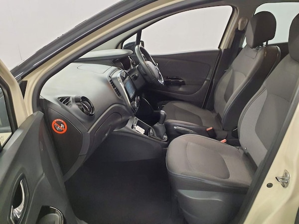 Used Renault Captur 2015 for sale - 76203250: Photo 9