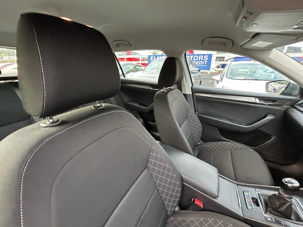 Used Skoda Superb 2017 for sale - 76395994: Photo 2