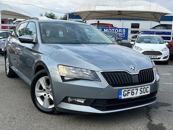 Used Skoda Superb 2017 for sale - 76395994: Photo