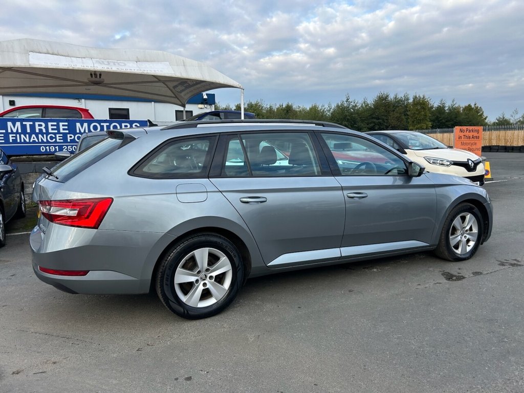 Used Skoda Superb 2017 for sale - 76395994: Photo 45