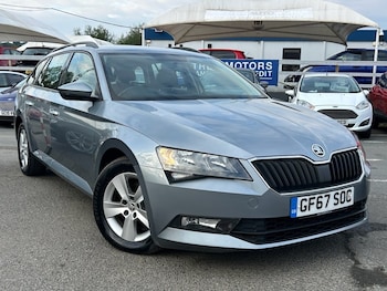 Used Skoda Superb 2017 for sale - 76395994: Photo