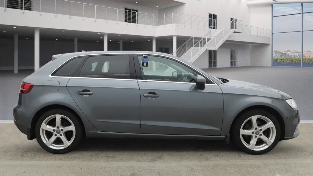 Used Audi A3 2018 for sale - 76821113: Photo 5