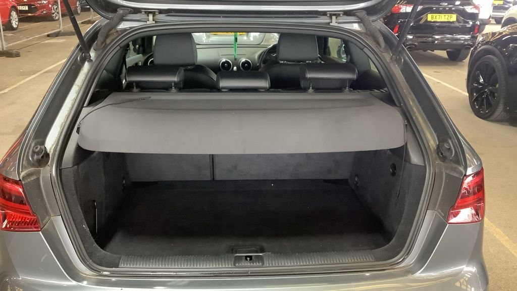 Used Audi A3 2016 for sale - 77693095: Photo 7