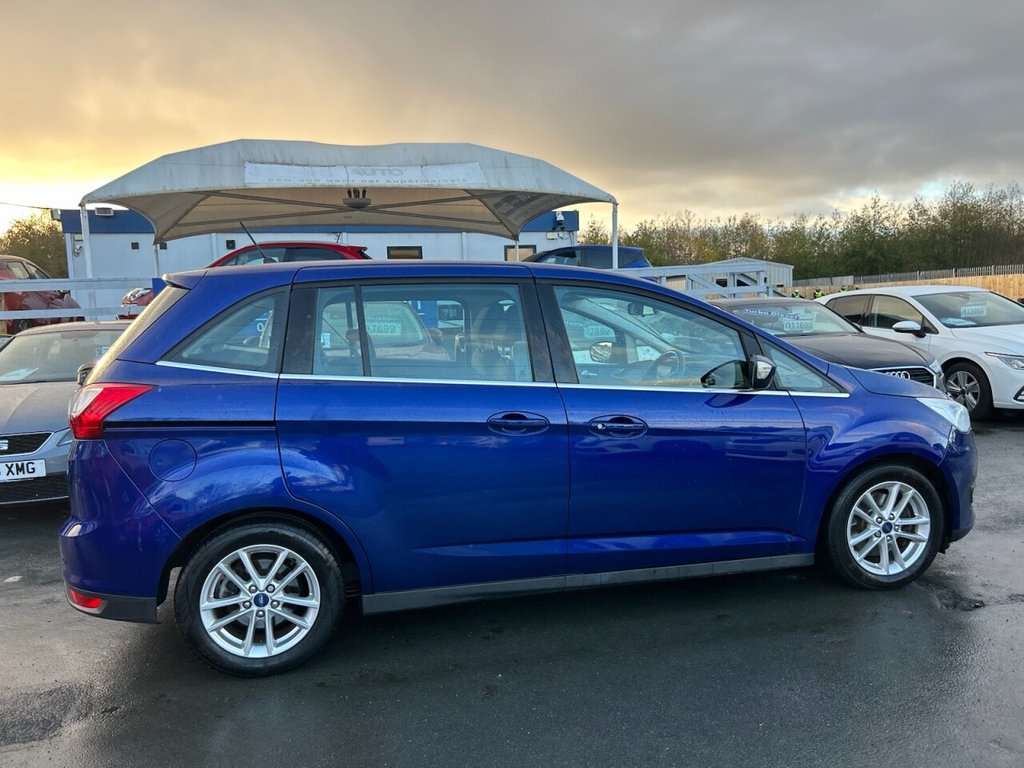 Used Ford Grand C-Max 2018 for sale - 76570538: Photo 47