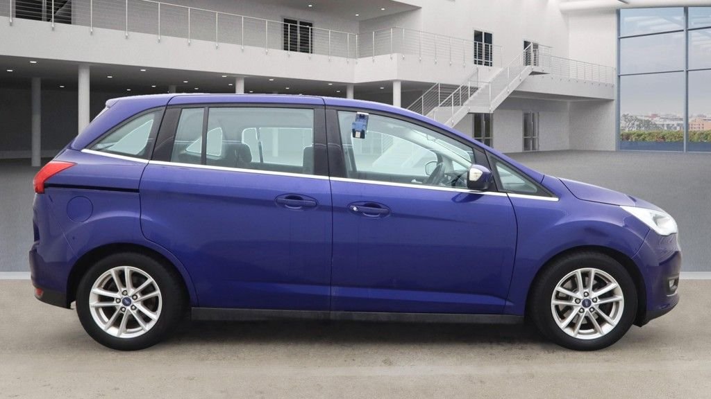 Used Ford Grand C-Max 2018 for sale - 76570538: Photo 5