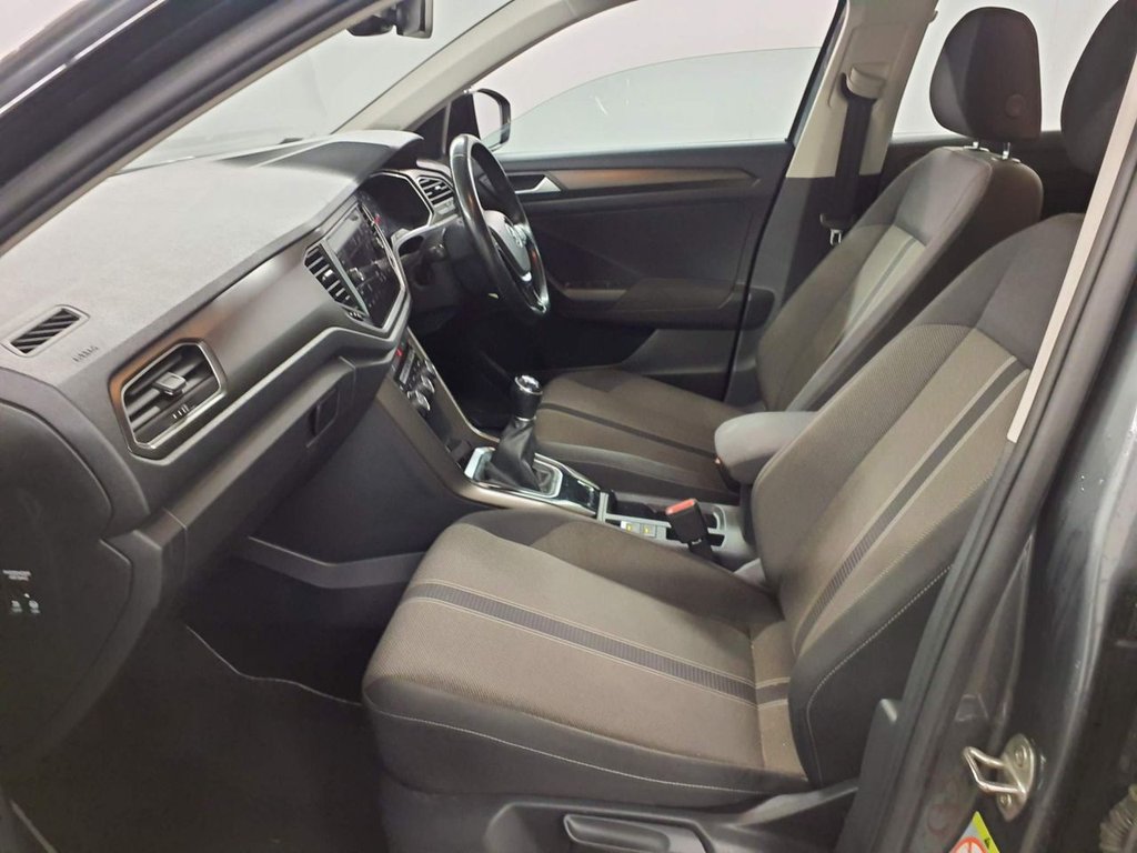 Used Volkswagen T-Roc 2018 for sale - 77328281: Photo 9