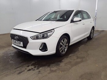 Used Hyundai i30 2018 for sale - 76470143: Photo