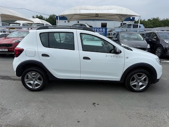 Used Dacia Sandero Stepway 2017 for sale - 78919262: Photo