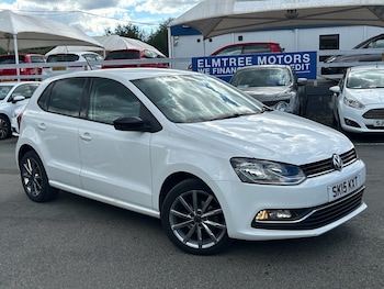 Used Volkswagen Polo 2015 for sale - 75680956: Photo