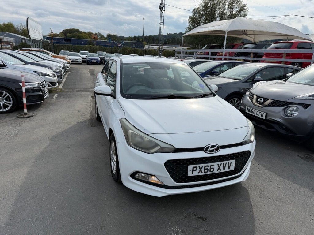 Used Hyundai i20 2016 for sale - 75998822: Photo 18