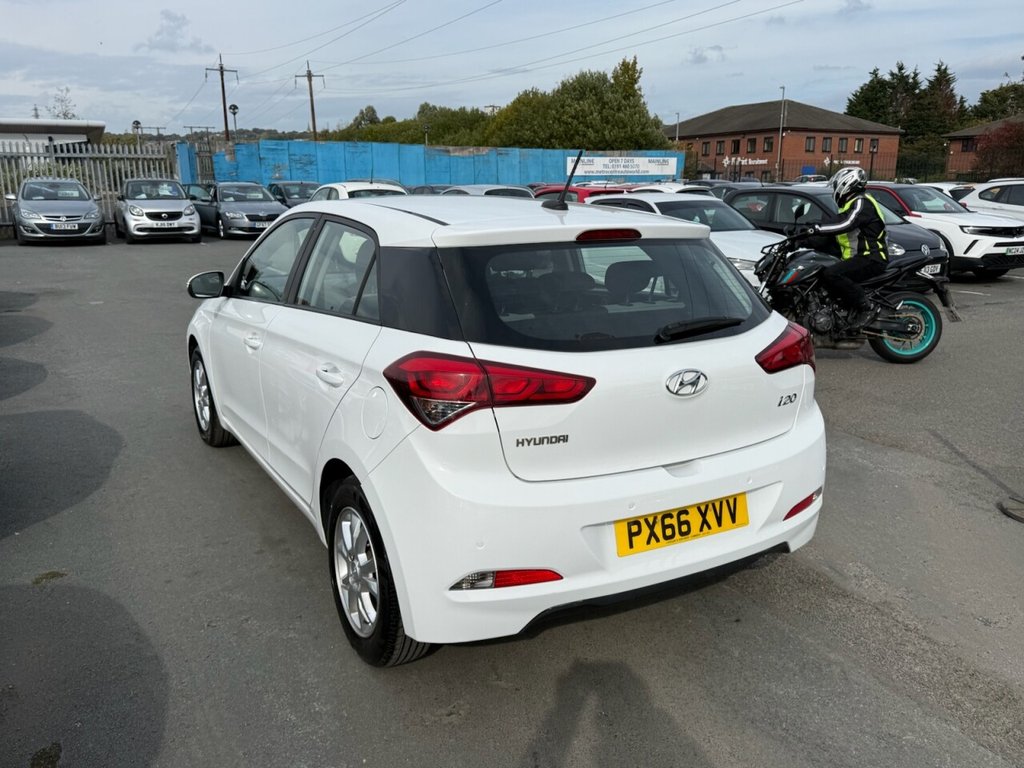 Used Hyundai i20 2016 for sale - 75998822: Photo 26