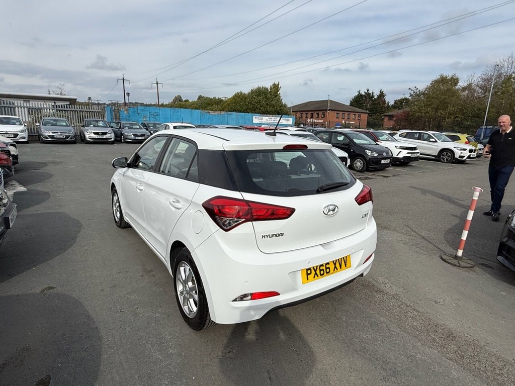 Used Hyundai i20 2016 for sale - 75998822: Photo 28