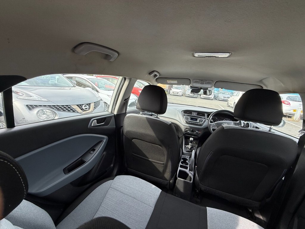 Used Hyundai i20 2016 for sale - 75998822: Photo 42