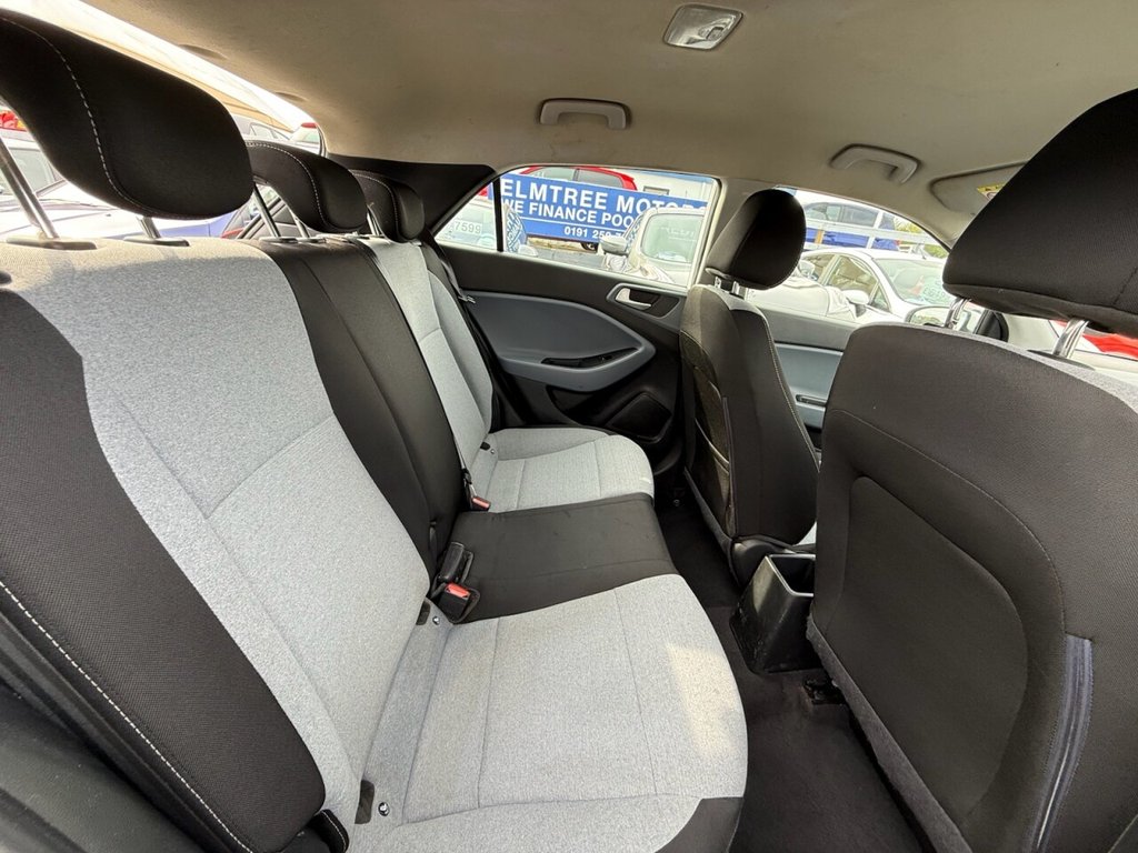Used Hyundai i20 2016 for sale - 75998822: Photo 43