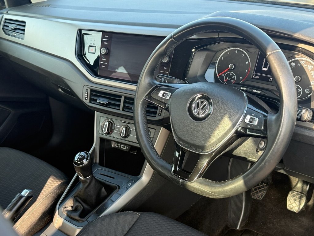 Used Volkswagen Polo 2018 for sale - 77764921: Photo 2