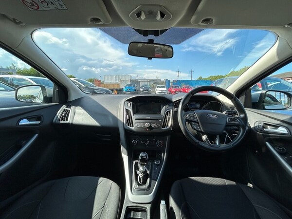 Used Ford Focus 2017 for sale - 75242451: Photo 3