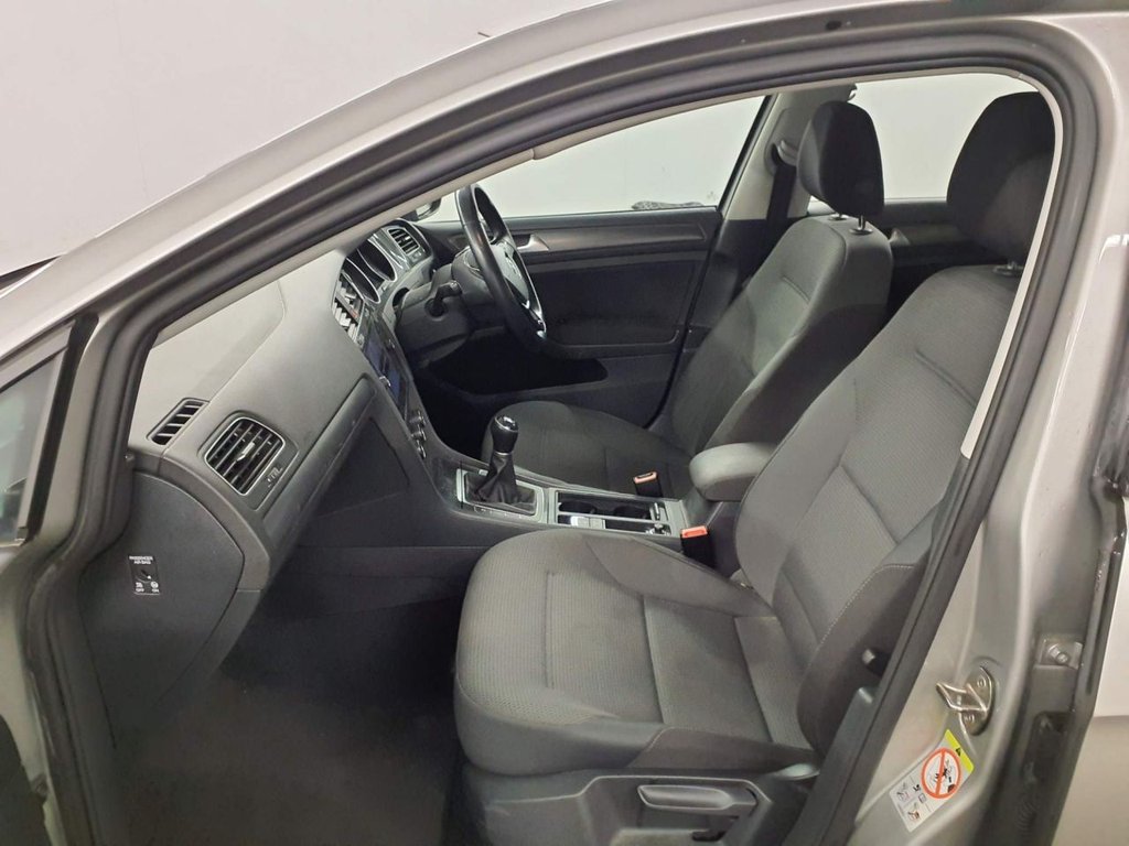 Used Volkswagen Golf 2018 for sale - 77356247: Photo 10