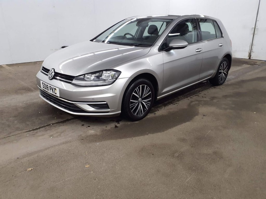 Used Volkswagen Golf 2018 for sale - 77356247: Photo 4