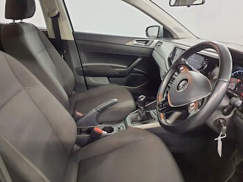 Used Volkswagen Polo 2018 for sale - 77557957: Photo