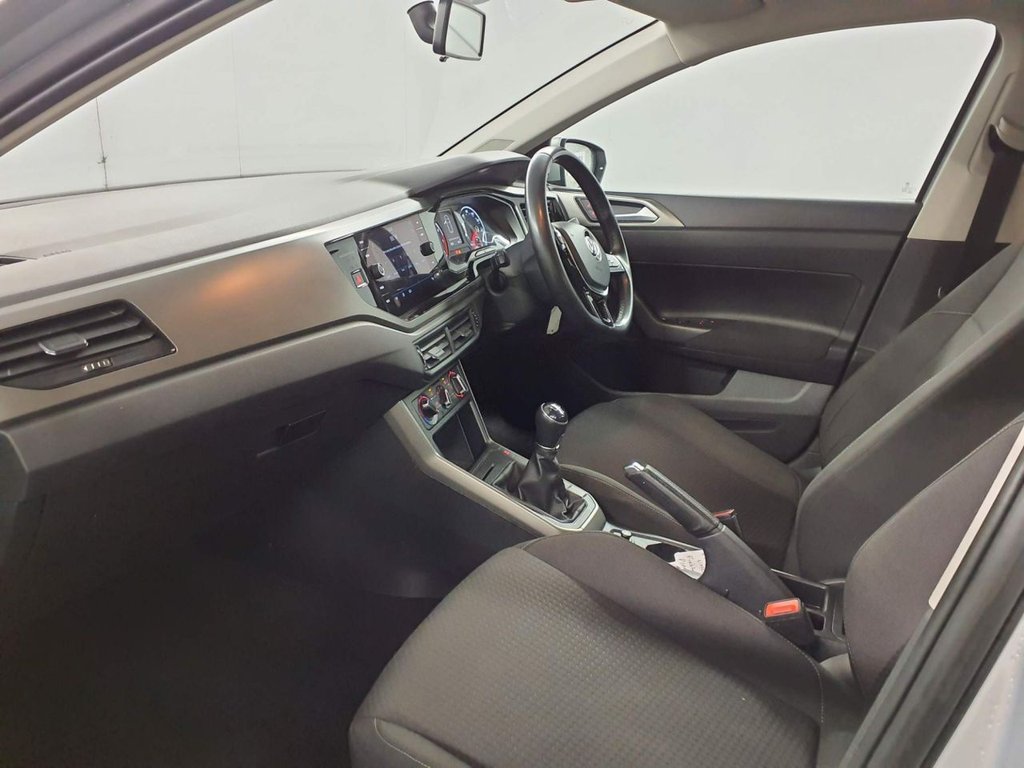 Used Volkswagen Polo 2018 for sale - 77557957: Photo 8