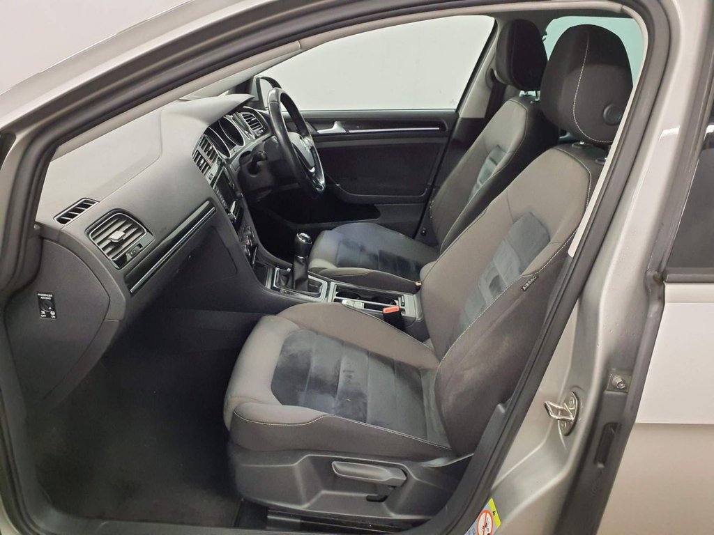 Used Volkswagen Golf 2014 for sale - 77905380: Photo 8