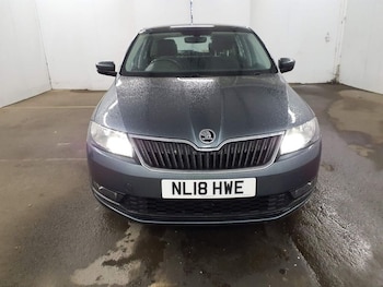 Used Skoda Rapid Spaceback 2018 for sale - 77557953: Photo