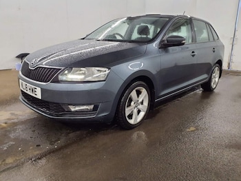 Used Skoda Rapid Spaceback 2018 for sale - 77557953: Photo