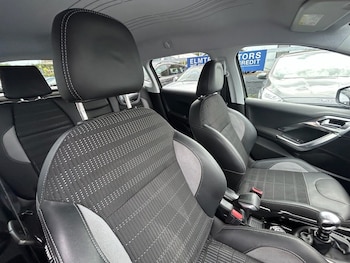Used Peugeot 2008 2017 for sale - 78682300: Photo