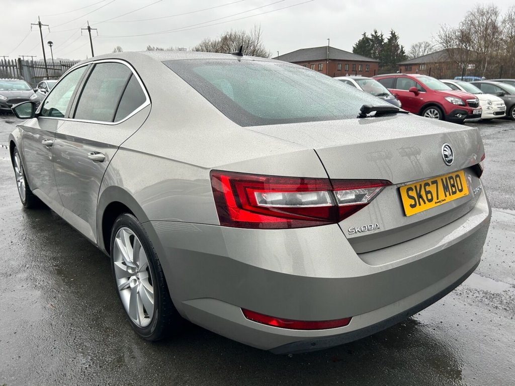Used Skoda Superb 2017 for sale - 77692893: Photo 32