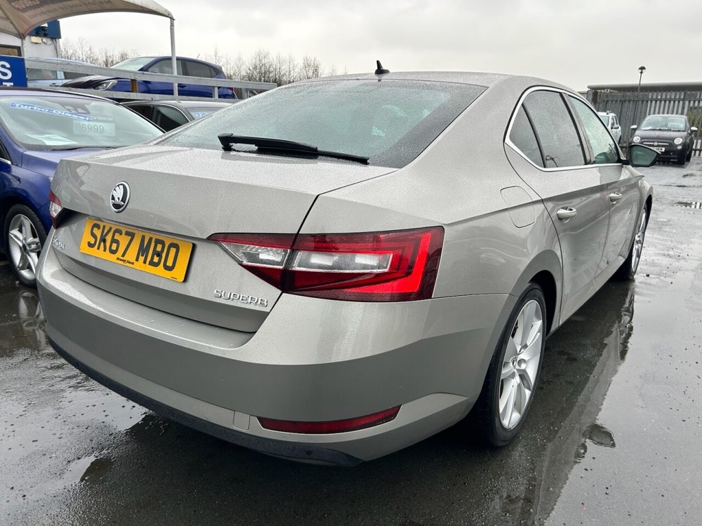 Used Skoda Superb 2017 for sale - 77692893: Photo 37