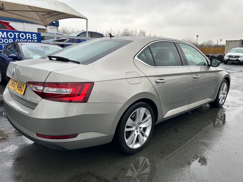 Used Skoda Superb 2017 for sale - 77692893: Photo 40