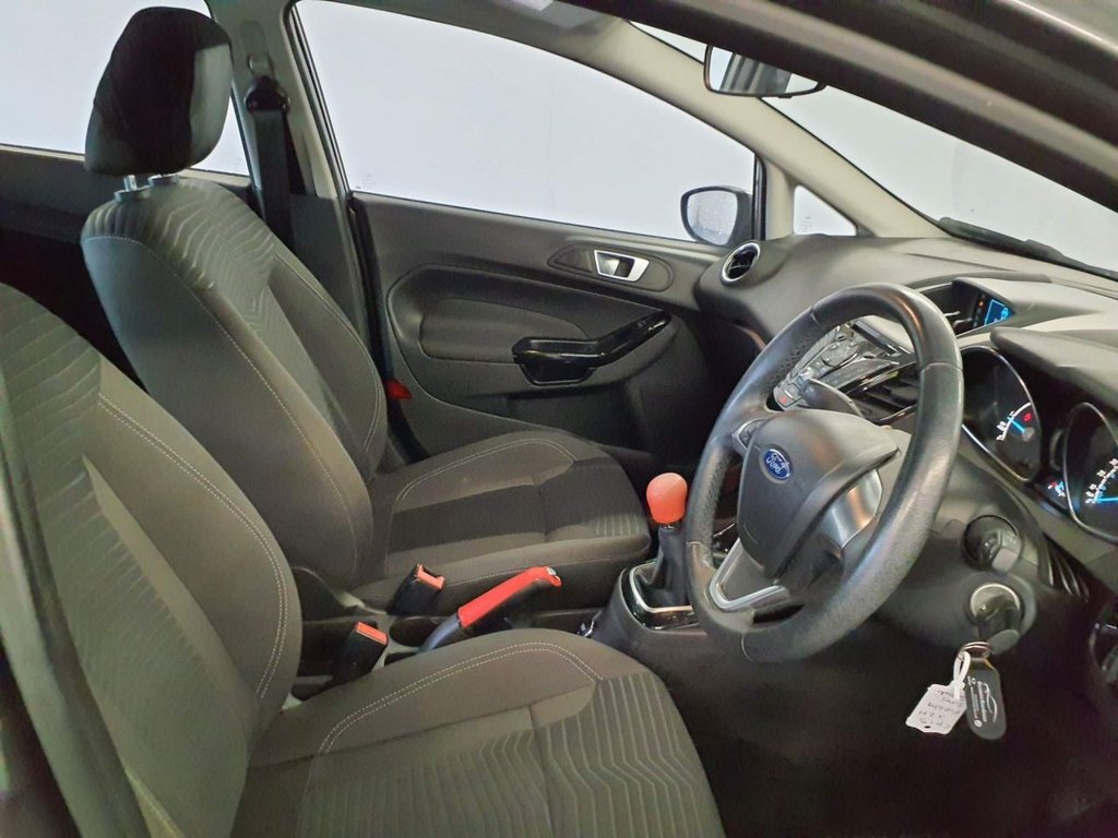 Used Ford Fiesta 2015 for sale - 77594032: Photo 2