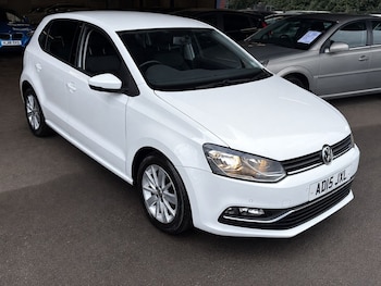 Used Volkswagen Polo 2015 for sale - 79481667: Photo