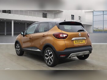 Used Renault Captur 2019 for sale - 76429766: Photo