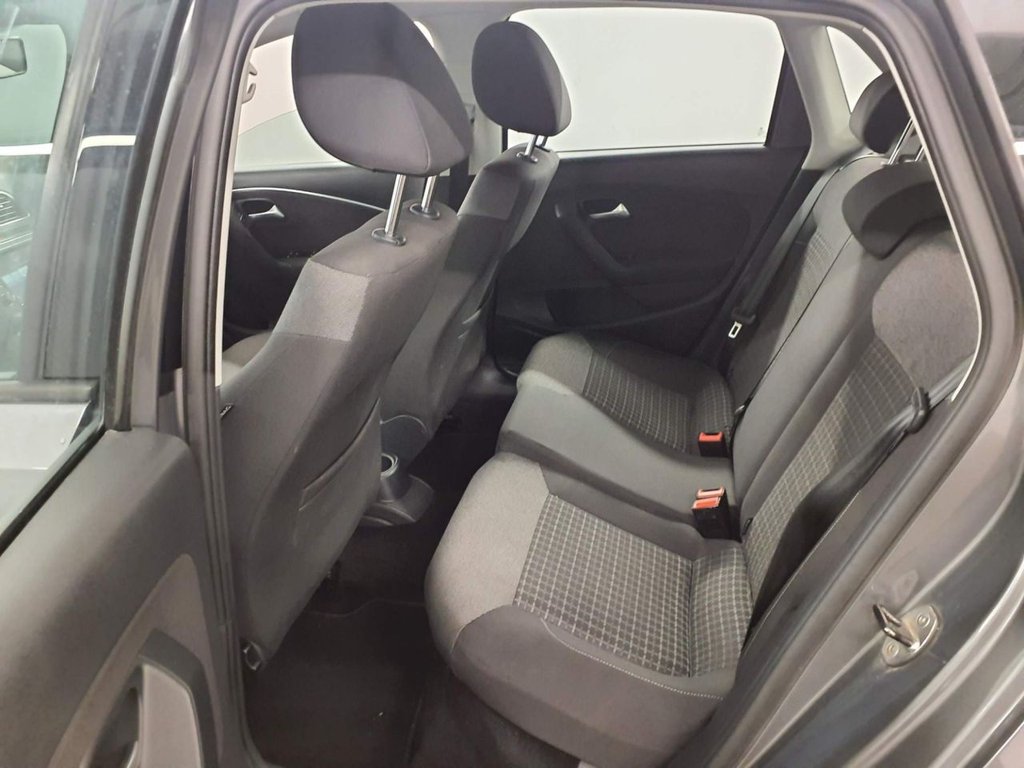 Used Volkswagen Polo 2016 for sale - 76724132: Photo 10