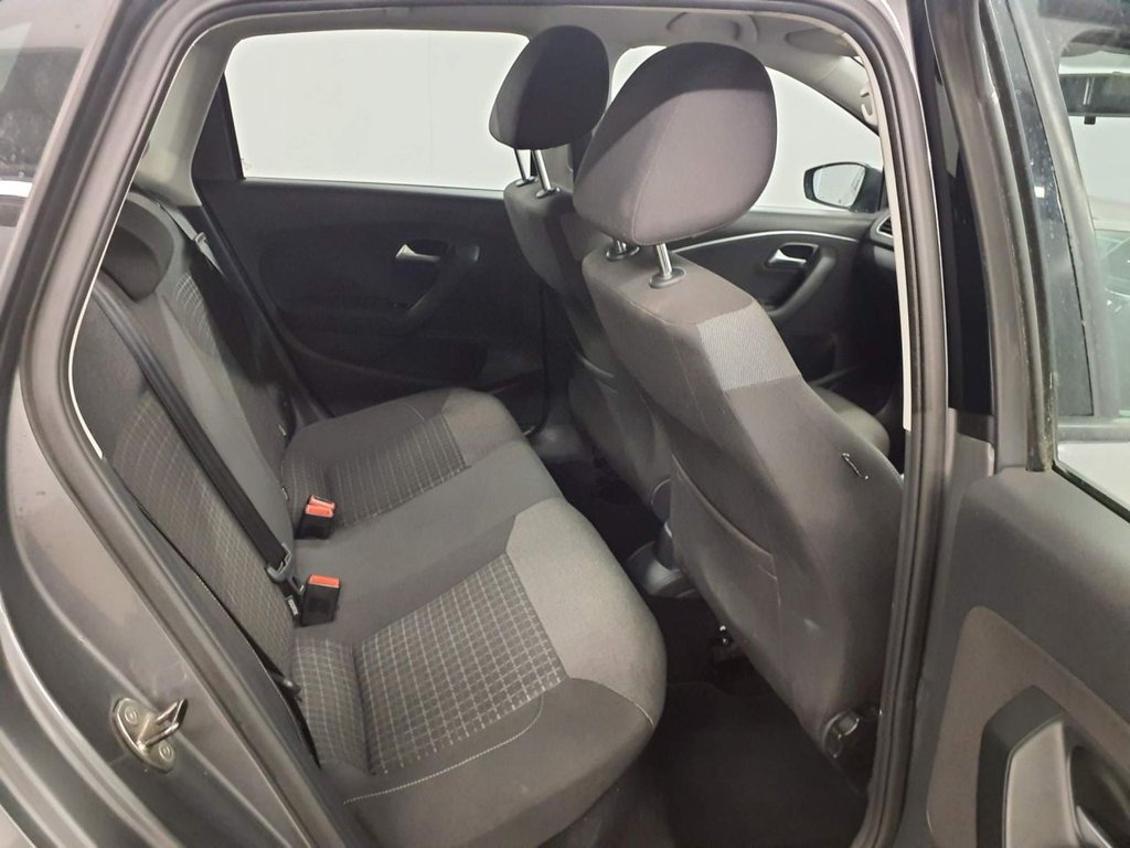 Used Volkswagen Polo 2016 for sale - 76724132: Photo 11
