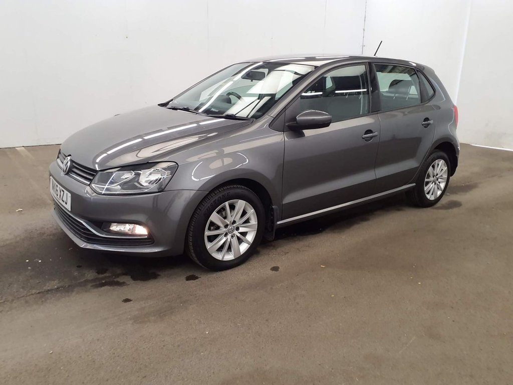 Used Volkswagen Polo 2016 for sale - 76724132: Photo 4