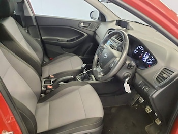 Used Hyundai i20 2017 for sale - 78758240: Photo