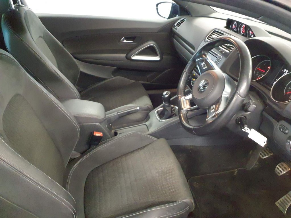 Used Volkswagen Scirocco 2018 for sale - 77719863: Photo 2