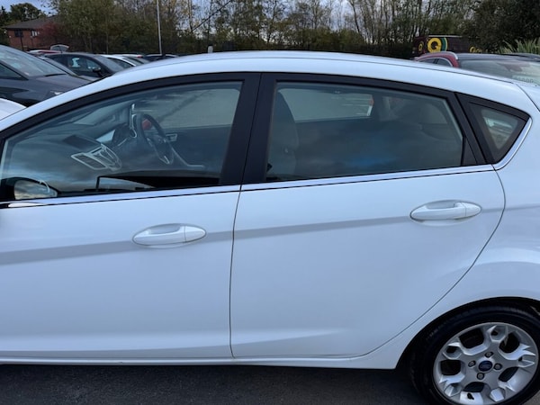 Used Ford Fiesta 2012 for sale - 76119180: Photo 23