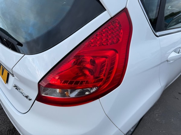 Used Ford Fiesta 2012 for sale - 76119180: Photo 50