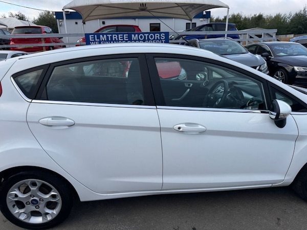 Used Ford Fiesta 2012 for sale - 76119180: Photo 5