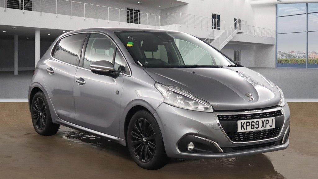 Used Peugeot 208 2019 for sale - 76821095: Photo 1