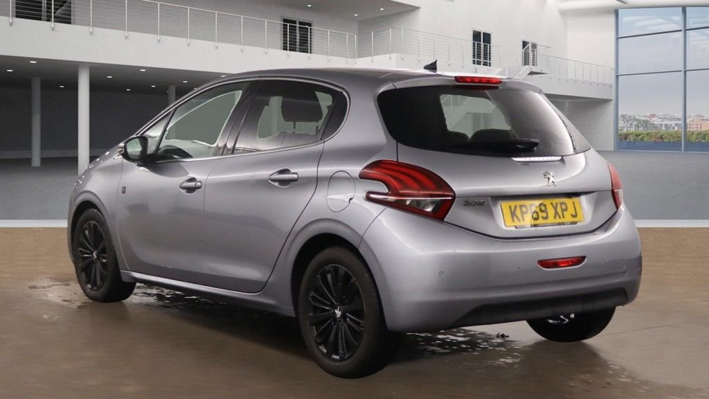 Used Peugeot 208 2019 for sale - 76821095: Photo 3