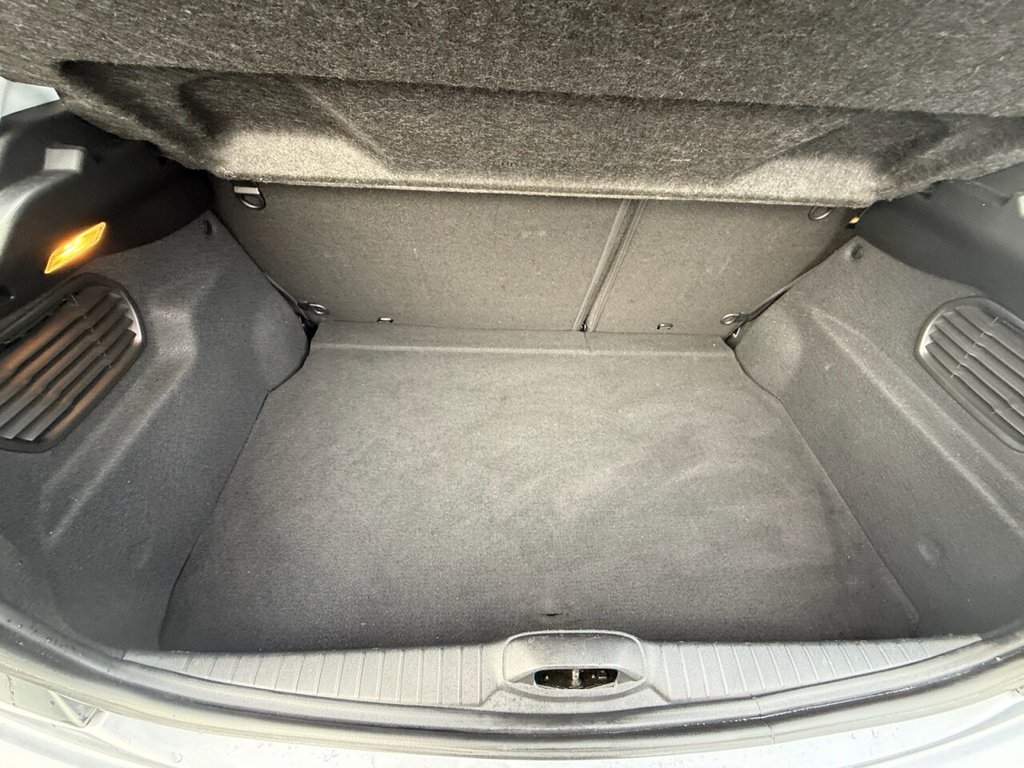 Used Peugeot 208 2019 for sale - 76821095: Photo 30